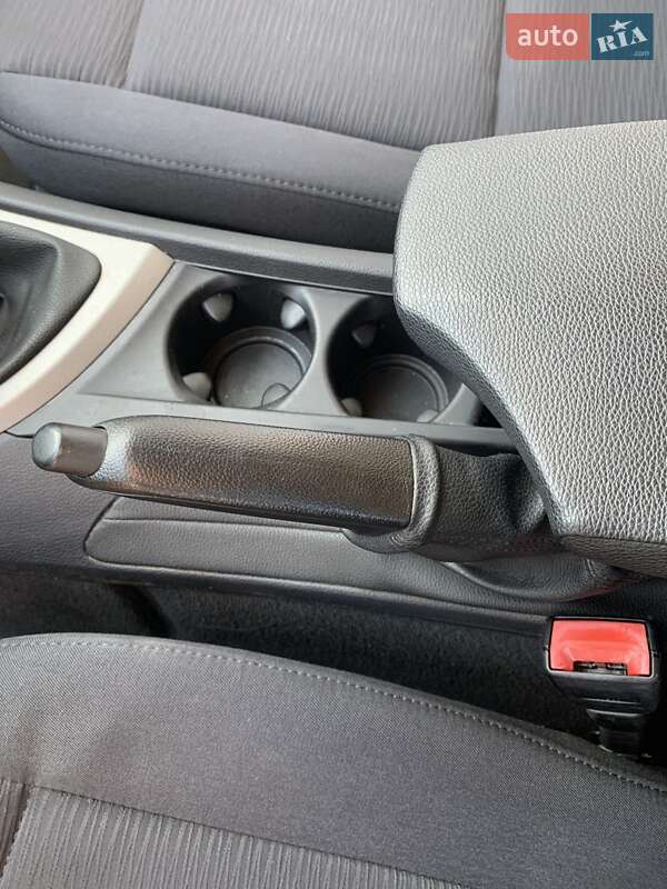 Хэтчбек BMW 1 Series 2009 в Белой Церкви фото 15 Хэтчбек BMW 1 Series 2009 в Белой Церкви