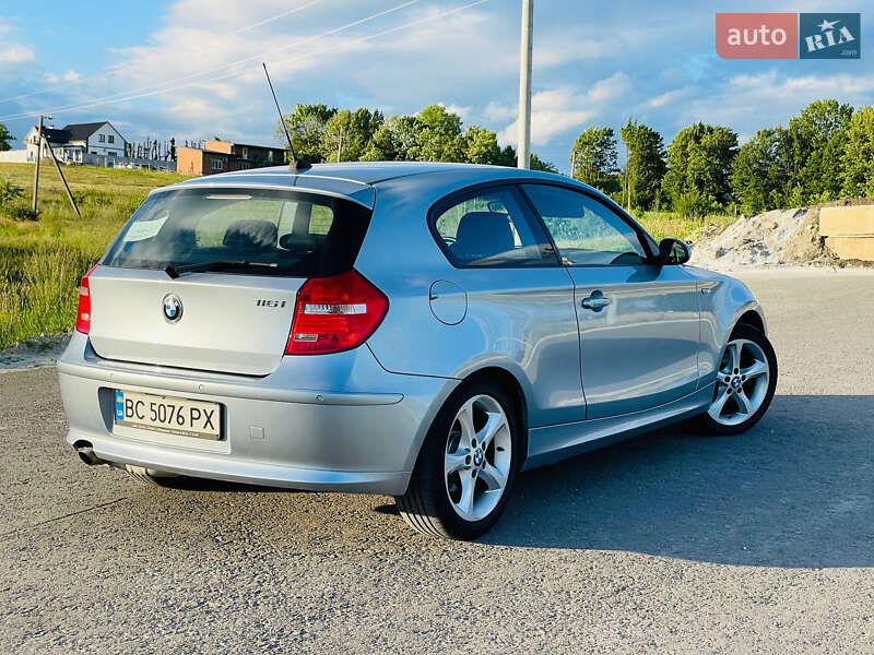 Хетчбек BMW 1 Series 2009 в Дрогобичі фото 10 Хетчбек BMW 1 Series 2009 в Дрогобичі