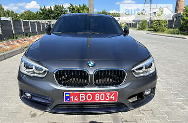 Хетчбек BMW 1 Series 2016 в Новояворівську
