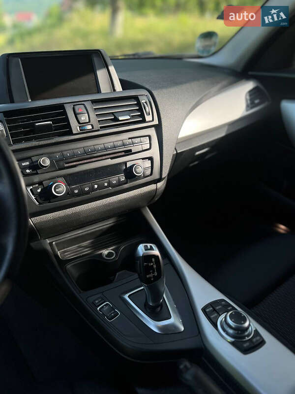 Хэтчбек BMW 1 Series 2014 в Тячеве