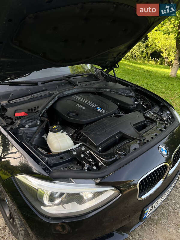 Хэтчбек BMW 1 Series 2014 в Тячеве