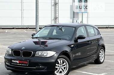 Хетчбек BMW 1 Series 2008 в Києві