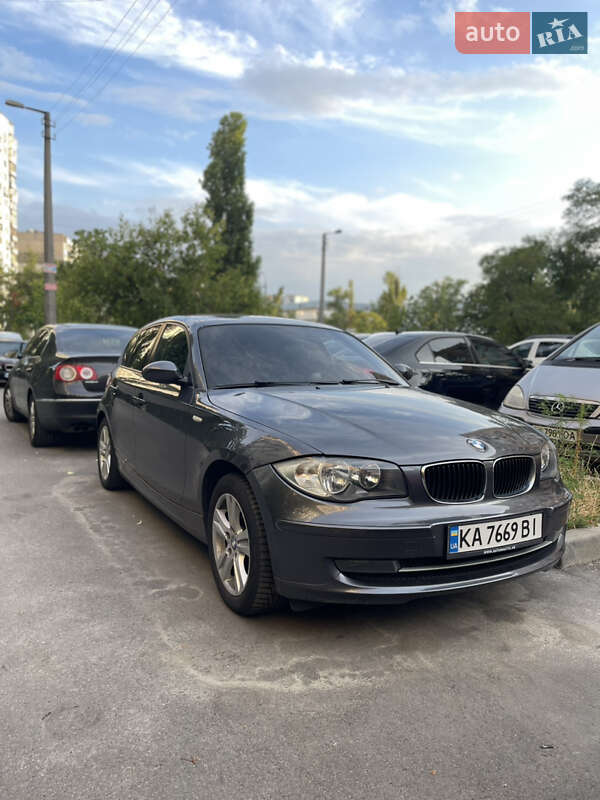 Хетчбек BMW 1 Series 2007 в Києві