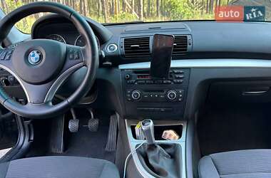 Хэтчбек BMW 1 Series 2009 в 