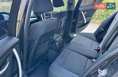 Хэтчбек BMW 1 Series 2009 в 