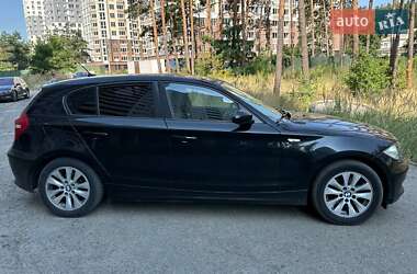 Хэтчбек BMW 1 Series 2009 в 