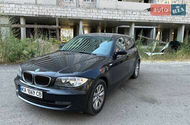 Хэтчбек BMW 1 Series 2009 в 