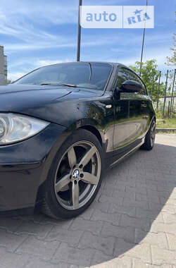 Купе BMW 1 Series 2007 в Житомире