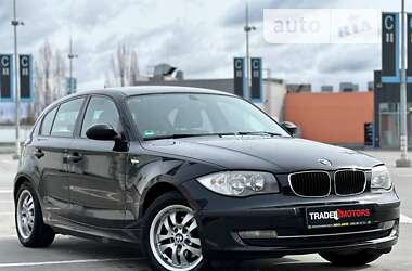 Хэтчбек BMW 1 Series 2008 в Киеве