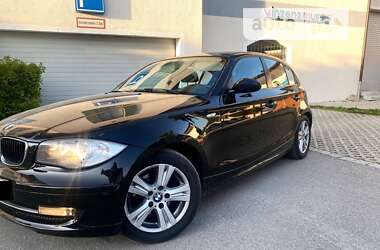 Хэтчбек BMW 1 Series 2008 в Киеве