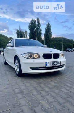 Хетчбек BMW 1 Series 2007 в Кременчуці