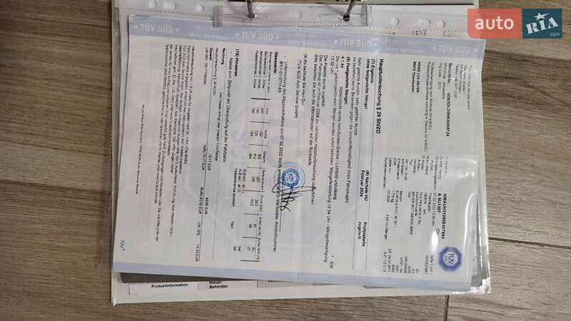 Хэтчбек BMW 1 Series 2010 в Днепре