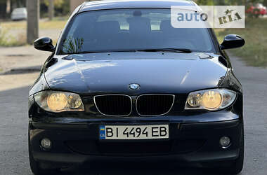 Хэтчбек BMW 1 Series 2004 в Кременчуге