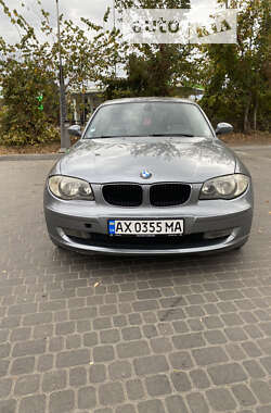 Хэтчбек BMW 1 Series 2008 в Харькове