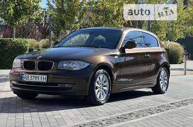 Хэтчбек BMW 1 Series 2011 в Киеве