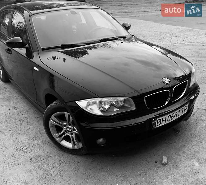 Хэтчбек BMW 1 Series 2004 в Одессе