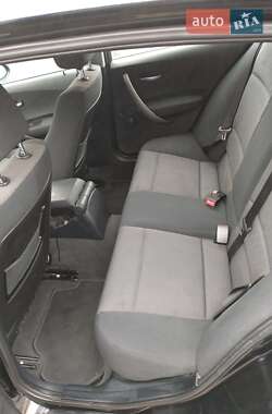 Хетчбек BMW 1 Series 2004 в Рівному