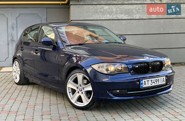 Хэтчбек BMW 1 Series 2010 в Ивано-Франковске