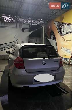 Хэтчбек BMW 1 Series 2009 в Белой Церкви