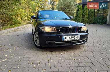 Хэтчбек BMW 1 Series 2008 в Ужгороде