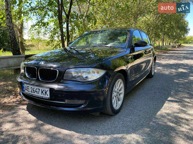 Хэтчбек BMW 1 Series 2007 в Днепре