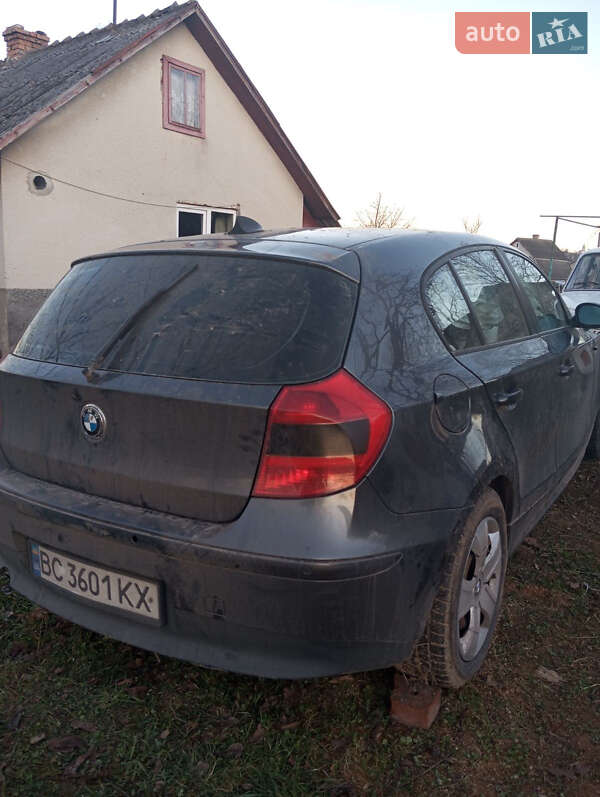 Хэтчбек BMW 1 Series 2006 в Трускавце