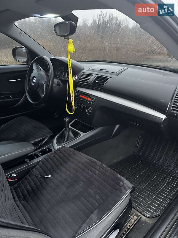 Купе BMW 1 Series 2011 в Люботині фото 20 Купе BMW 1 Series 2011 в Люботині