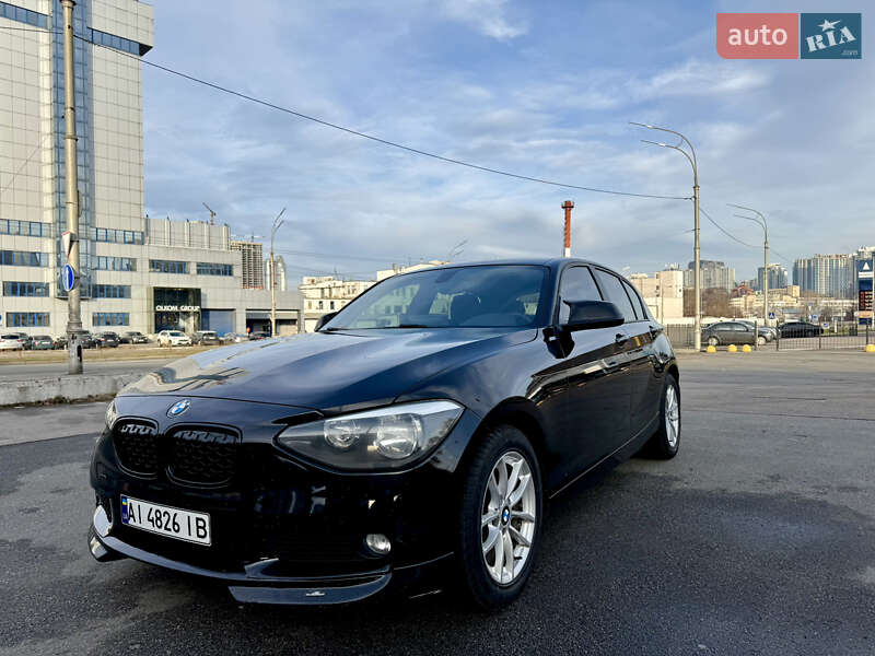 Хэтчбек BMW 1 Series 2012 в Киеве
