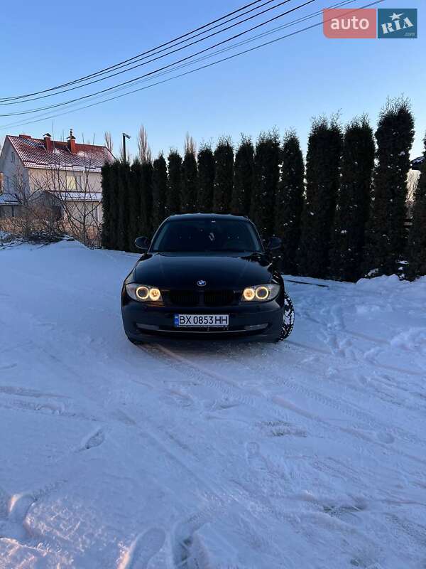 Хэтчбек BMW 1 Series 2011 в Хмельницком