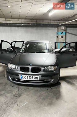 Хэтчбек BMW 1 Series 2011 в Львове