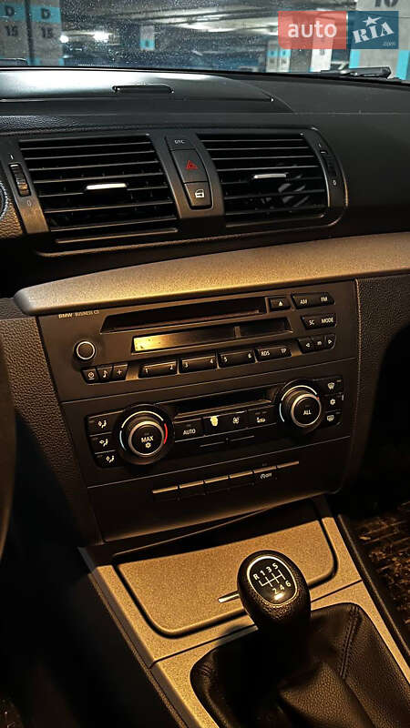 Хэтчбек BMW 1 Series 2011 в Львове