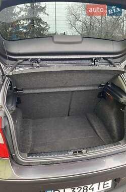 Хэтчбек BMW 1 Series 2005 в 