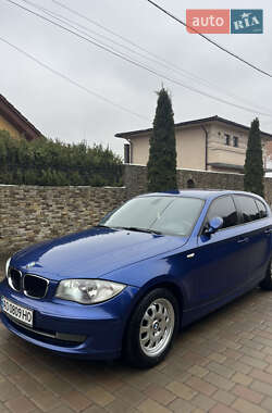 Хетчбек BMW 1 Series 2007 в Ужгороді