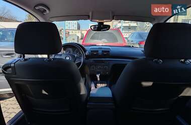 Хетчбек BMW 1 Series 2009 в 