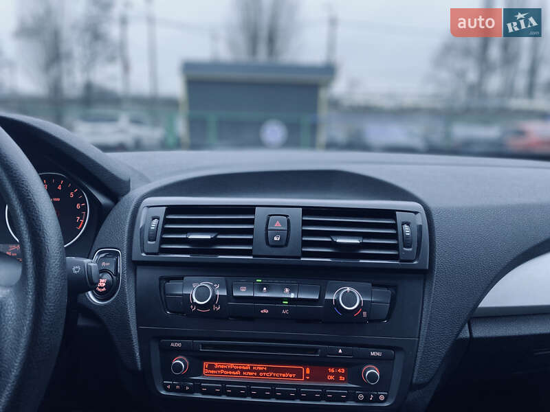 Хетчбек BMW 1 Series 2012 в Києві