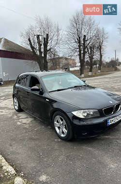 Хетчбек BMW 1 Series 2005 в Звягелі