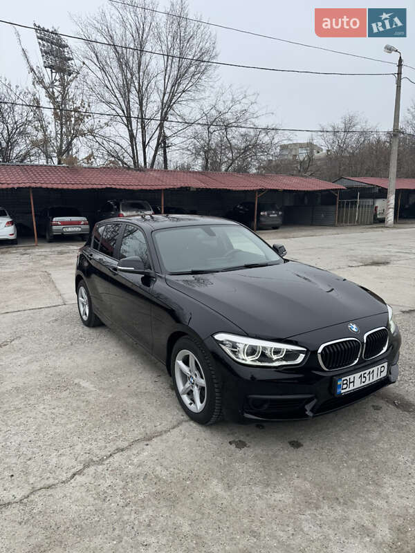 Хэтчбек BMW 1 Series 2018 в Николаеве