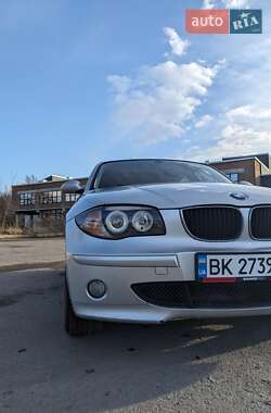 Хетчбек BMW 1 Series 2005 в 