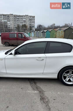 Купе BMW 1 Series 2009 в Житомире