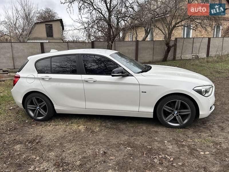 Хетчбек BMW 1 Series 2012 в Києві