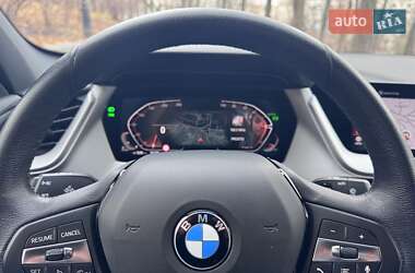 Хэтчбек BMW 1 Series 2021 в 
