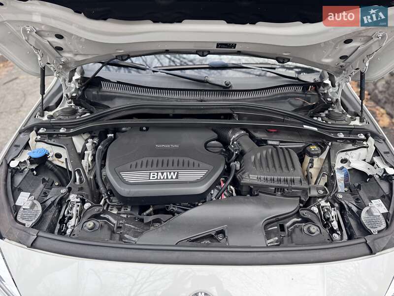 Хетчбек BMW 1 Series 2021 в Києві фото 23 Хетчбек BMW 1 Series 2021 в Києві