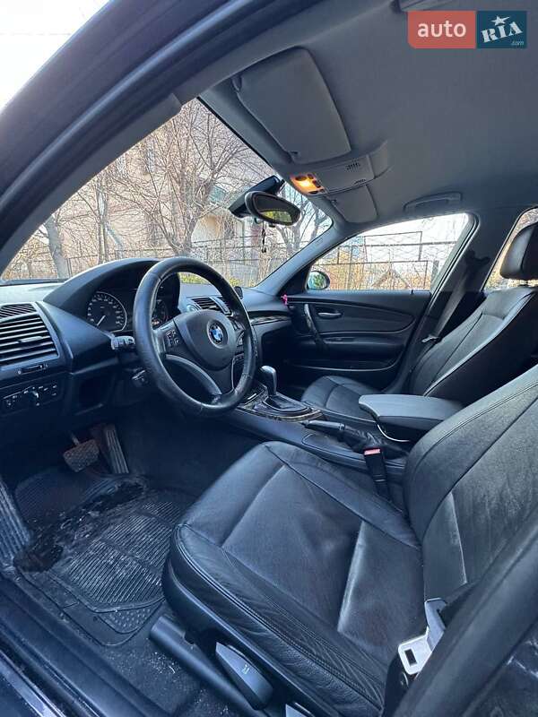 Хетчбек BMW 1 Series 2007 в Житомирі