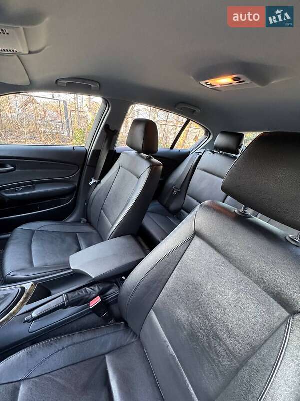 Хетчбек BMW 1 Series 2007 в Житомирі