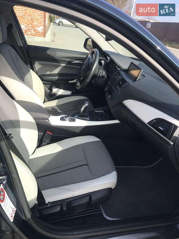 Хетчбек BMW 1 Series 2011 в Львові