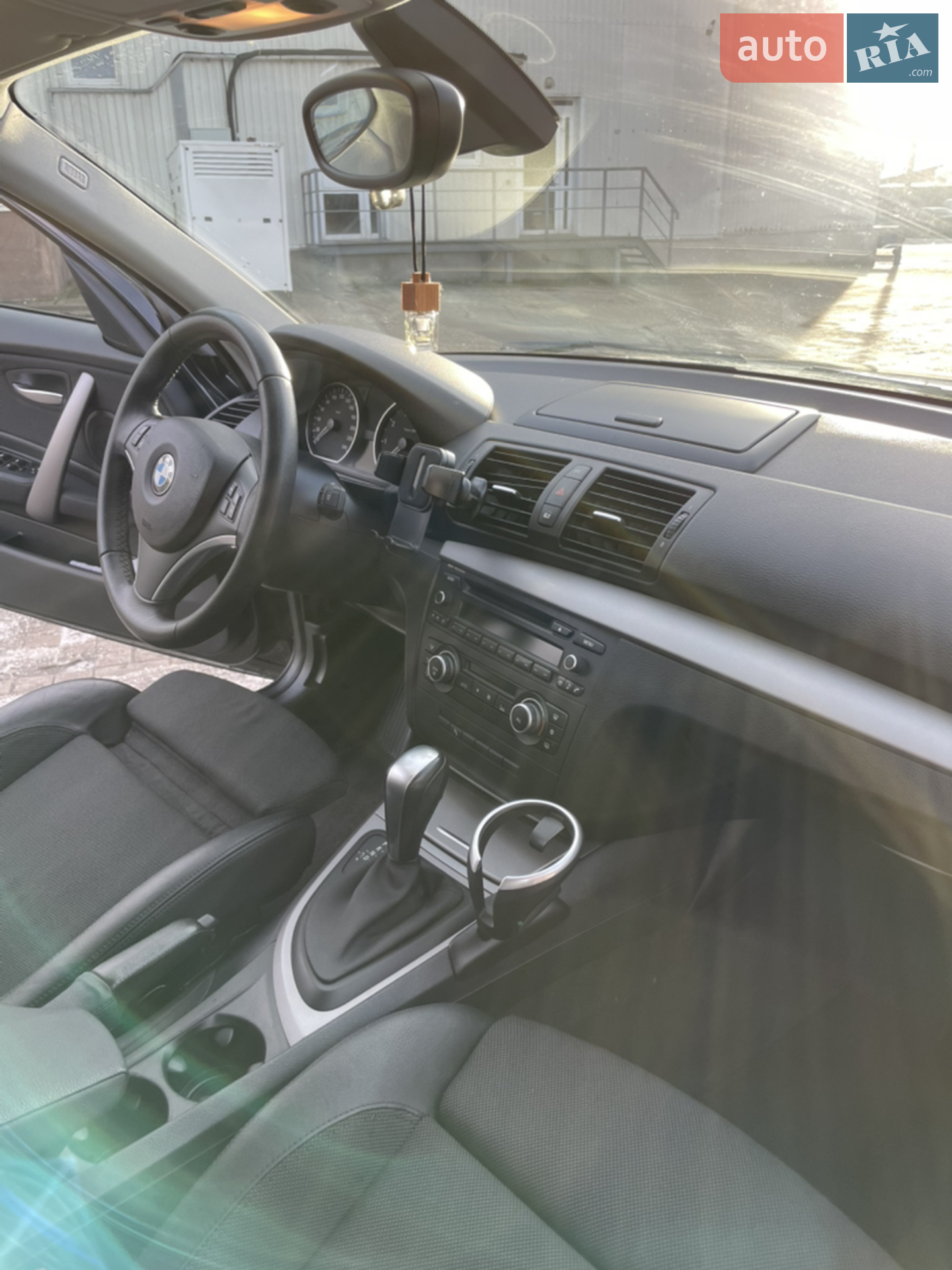 2010 BMW 1er - мініатюра 18