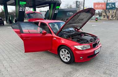 Хэтчбек BMW 1 Series 2005 в 