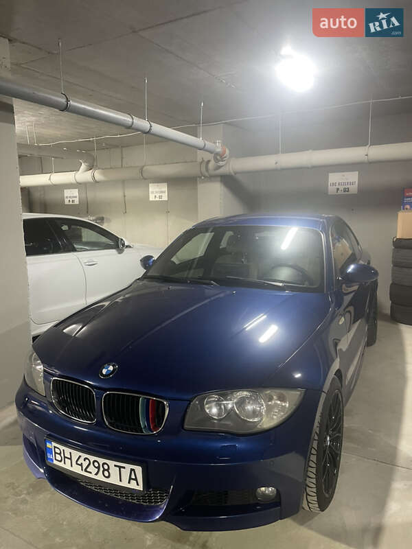 Купе BMW 1 Series 2008 в Ізмаїлі фото 34 Купе BMW 1 Series 2008 в Ізмаїлі