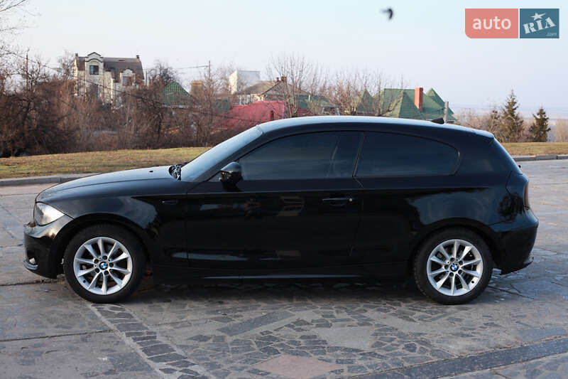 Хэтчбек BMW 1 Series 2011 в Черкассах фото 11 Хэтчбек BMW 1 Series 2011 в Черкассах