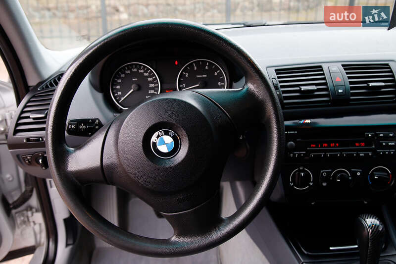 Хетчбек BMW 1 Series 2006 в Бердичеві